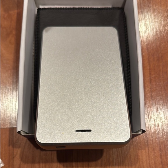 Silver Memory Card for Cameras and Photo Devices - Picture 5 of 5